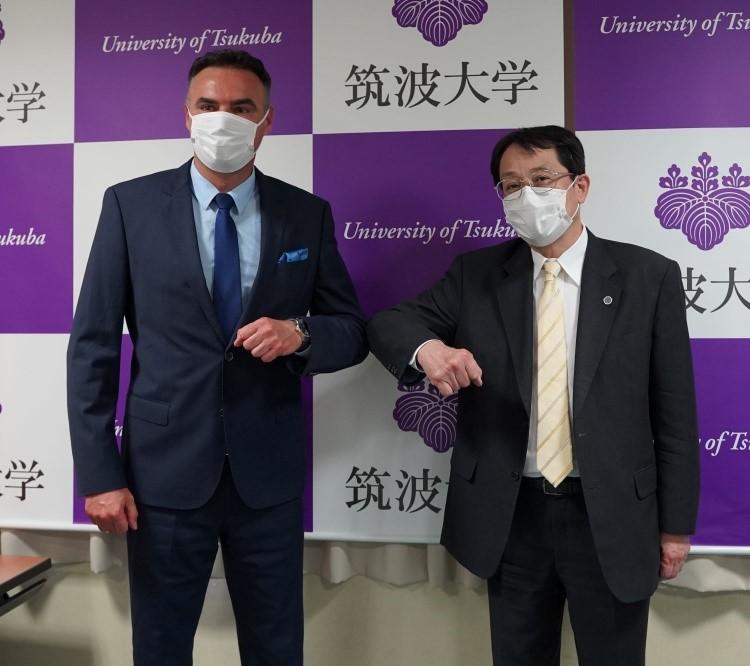 H.E. Dr. Sinisa BERJAN (left) and President NAGATA (right)