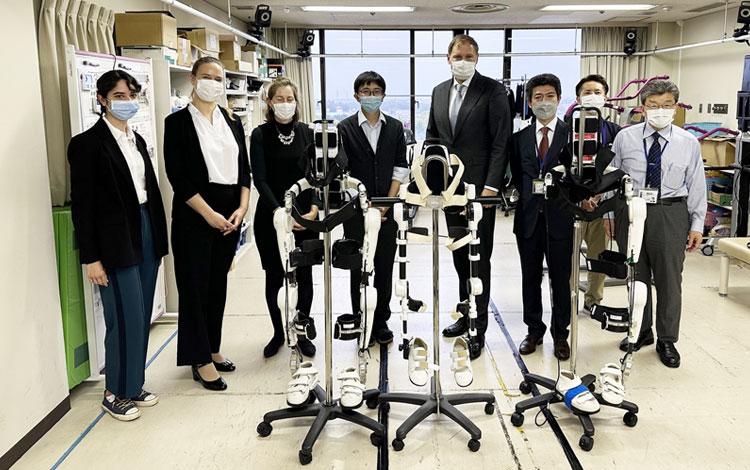つくば臨床医学研究開発機構(T-CReDO)視察の様子