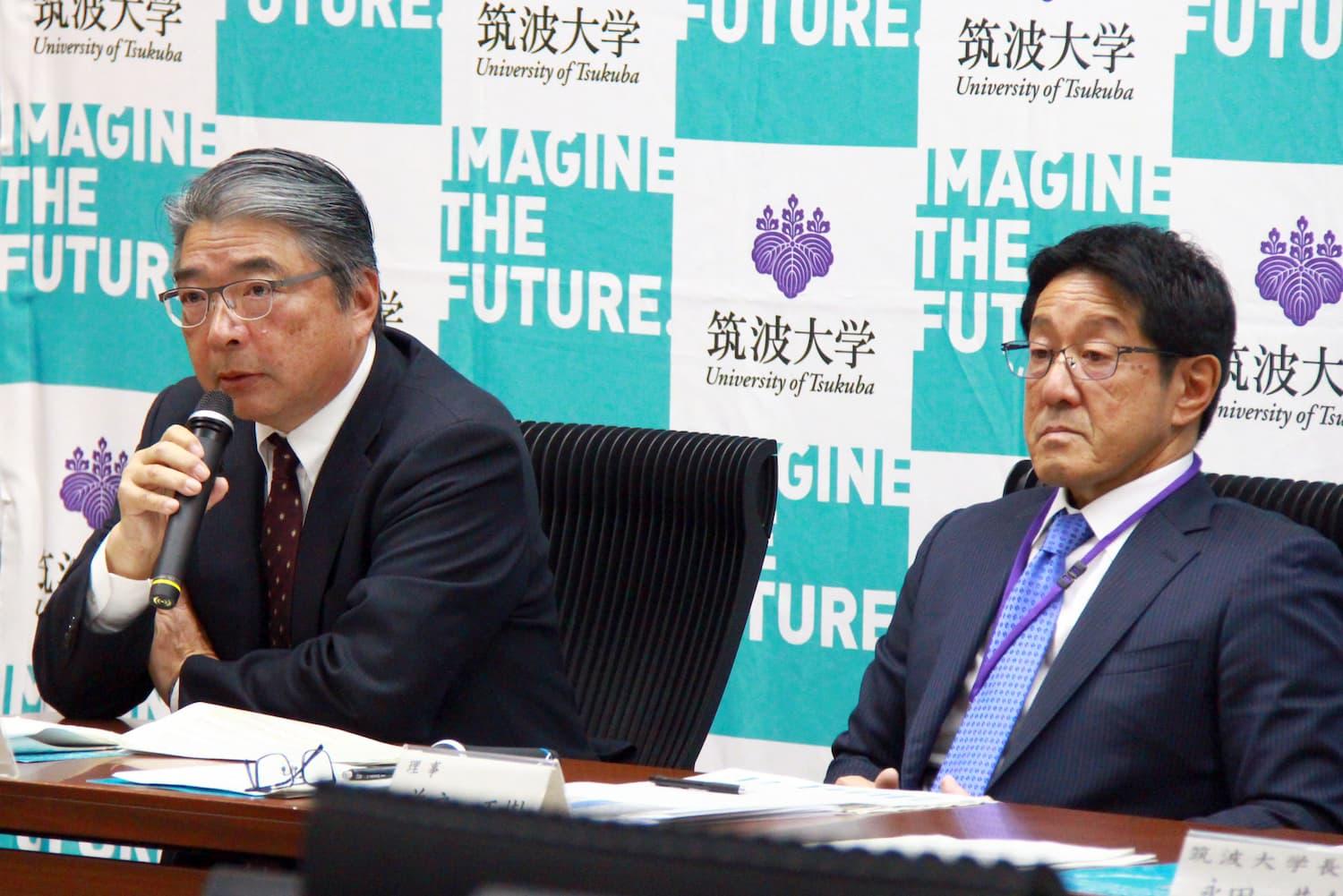 左から、野手 弘一 事業・ファイナンス局長、CFO(予定)、益戸 正樹 理事(事業・ファイナンス担当)、永田 恭介 学長