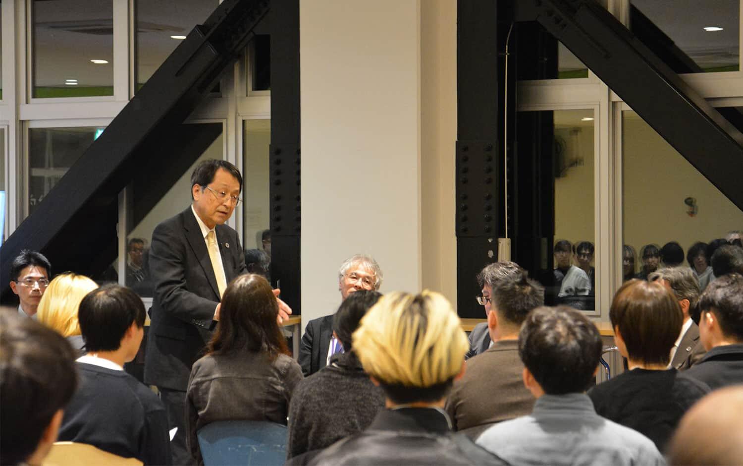 写真:交流会の様子