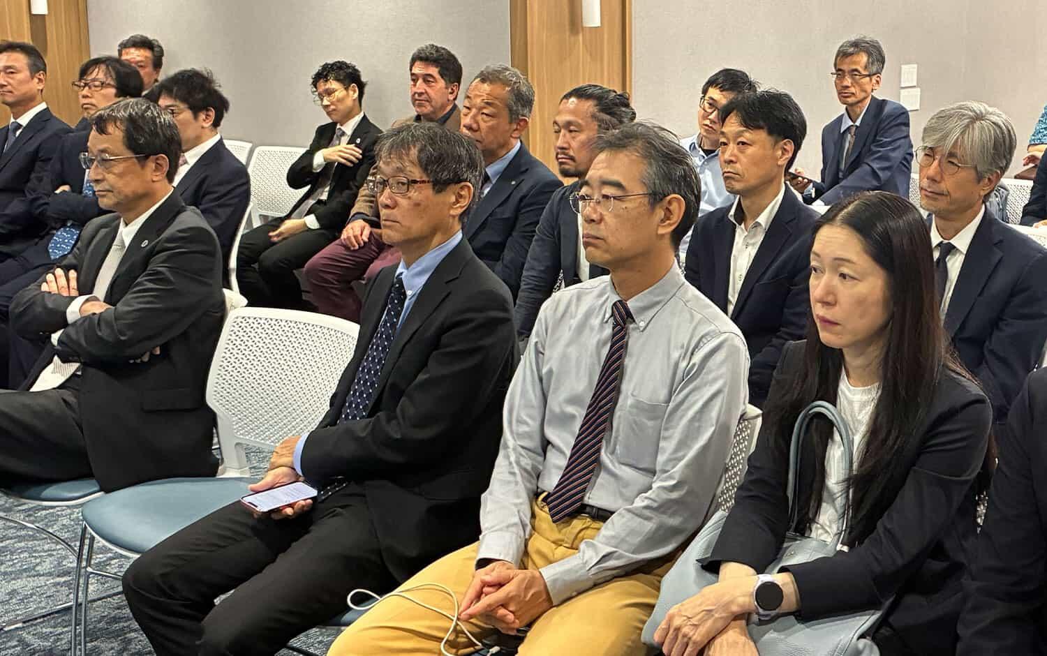 講演会・同窓会の様子